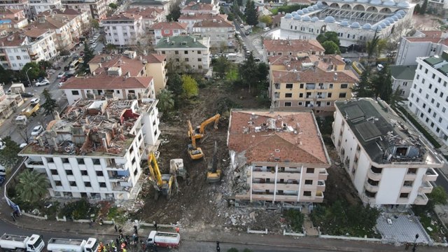 Prof. Dr. Şükrü Ersoy: Haliç'in güneyindeki tüm ilçeler zemin bakımından hassas