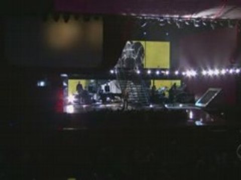 Lionel Richie - Hello (Live at Grammys 2007) (gfanmusic.blog