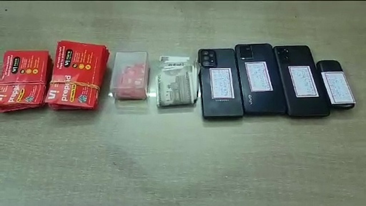 SURAT VIDEO NEWS : धडल्ले से चल रहा था शहर में...