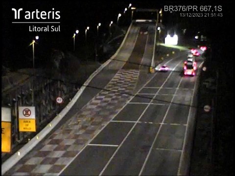 Motorista de ônibus sem freios usa área de escape e salva vida de 28 passageiros na BR-376