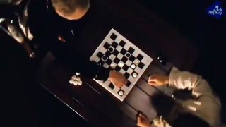 لعبة شطرنج بتتلعب بالبشر اللى يعمل حركه غلط يموت _Chess_