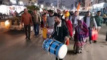 Video Story-  नगर के मंदिरो तक गाजे-बाजे के साथ पहुंचाया जा रहा अयोध्या से आया अक्षत कलश