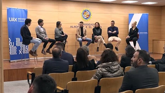 David Villa y Mario Suárez participan en una jornada de UAX Rafa Nadal School of Sport