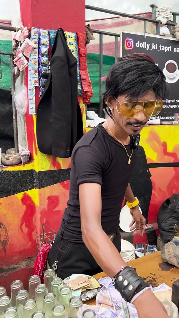 ⁣Famous dolly chaiwala