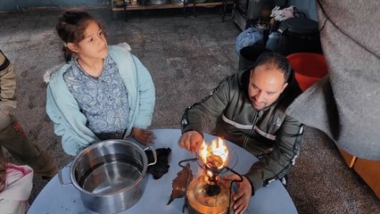 أصوات من غزة.. "بابور الكاز" يستعيد مكانته مع انقطاع الكهرباء والوقود