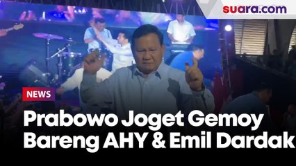Sederet Gaya Kampanye Prabowo di Blitar, Joget Gemoy Bareng AHY hingga Bagi-bagi Kaus ke Pendukung