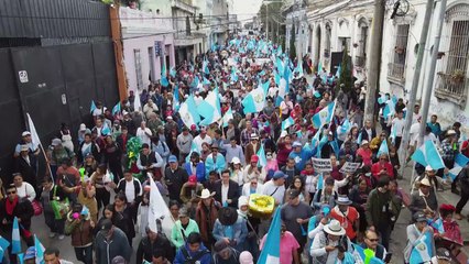 Video herunterladen: Corte constitucional de Guatemala ordena 