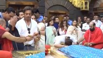 Shah Rukh Khan Shirdi Sai Baba Temple Darshan Video Fans Angry Reaction, अल्लाह से भरोसा उठा...