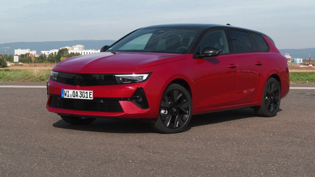 New Opel Astra Sports Tourer Electric Exterior Design
