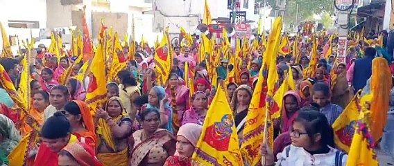 निशान यात्रा की अगुवाई में श्रीश्याम ने किया नगर भ्रमण