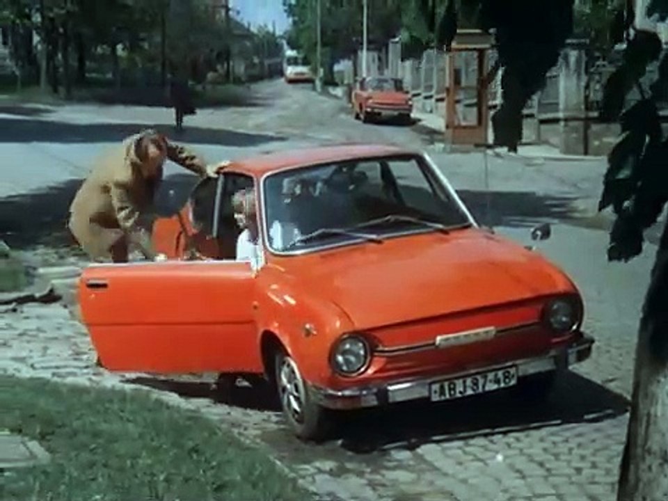 18.pan_tau_und_die_verwandten_(09.11.1975).mp4 (360p)