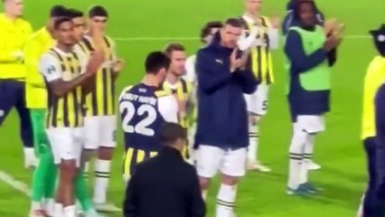 Fenerbahçe taraftarından Umut Nayır'a büyük destek!