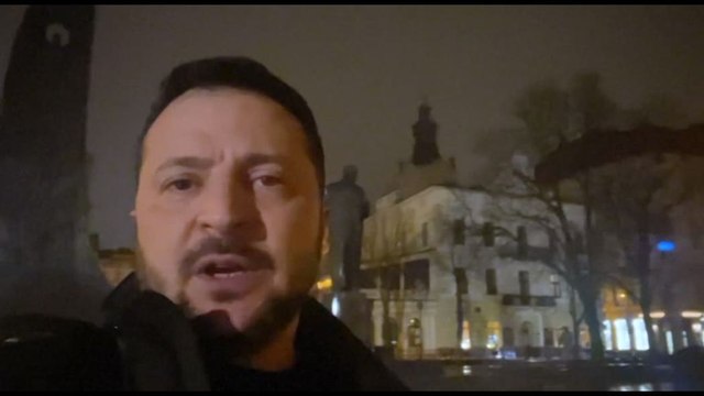 Zelensky: avvio negoziati di adesione all'Ue è vittoria per l'Ucraina