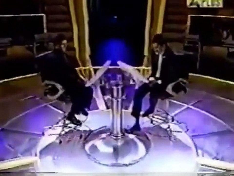 Shahrukh Khan participates at KBC Kaun Banega C...