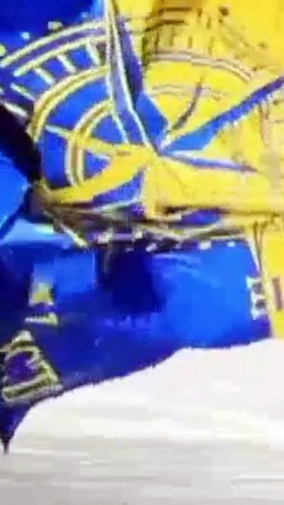 With a top speed of over 30 knots (56 kmph), the Ford class carrier can keep up with much smaller vessels. This is due to the power generated by its two A1B nuclear reactors, offering 250% more electrical capacity than the Nimitz Class (the US's previous