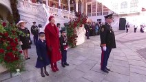 Así felicitan la Navidad Alberto, Charlene de Mónaco y sus hijos