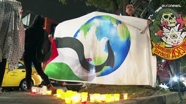 شاهد: في الإكوادور.. مظاهرة لمناصرة فلسطين والمطالبة بوقف لإطلاق النار في غزة