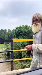 Beautiful Saraiki singing Song travel in Car.