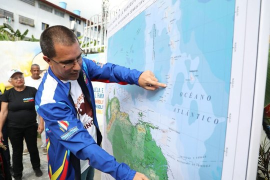 Caracas | Develan nuevo mapa de Venezuela en la Comuna Bolívar, Urdaneta y Chávez de la pquia. Sucre
