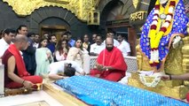 Shah Rukh Khan along with daughter Suhana took blessings of Shirdi Sai Baba, video of Dunki star doing aarti went viral