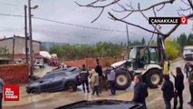Çanakkale'de sağanak yağış cadde ve sokakları göle çevirdi