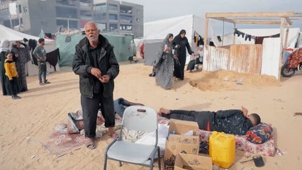 في ظل صعوبة تأمين متطلباتهم المعيشية.. نازحون غزيون يروون ظروفهم القاسية