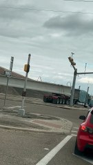 Truck Drivers Make An Impossible Turn