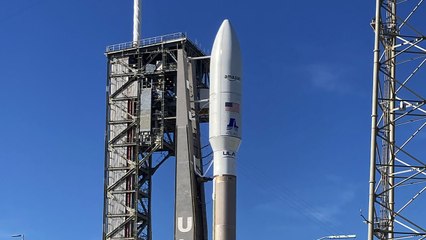 Amazon seeks to dismiss lawsuit, days after announcing deal with SpaceX