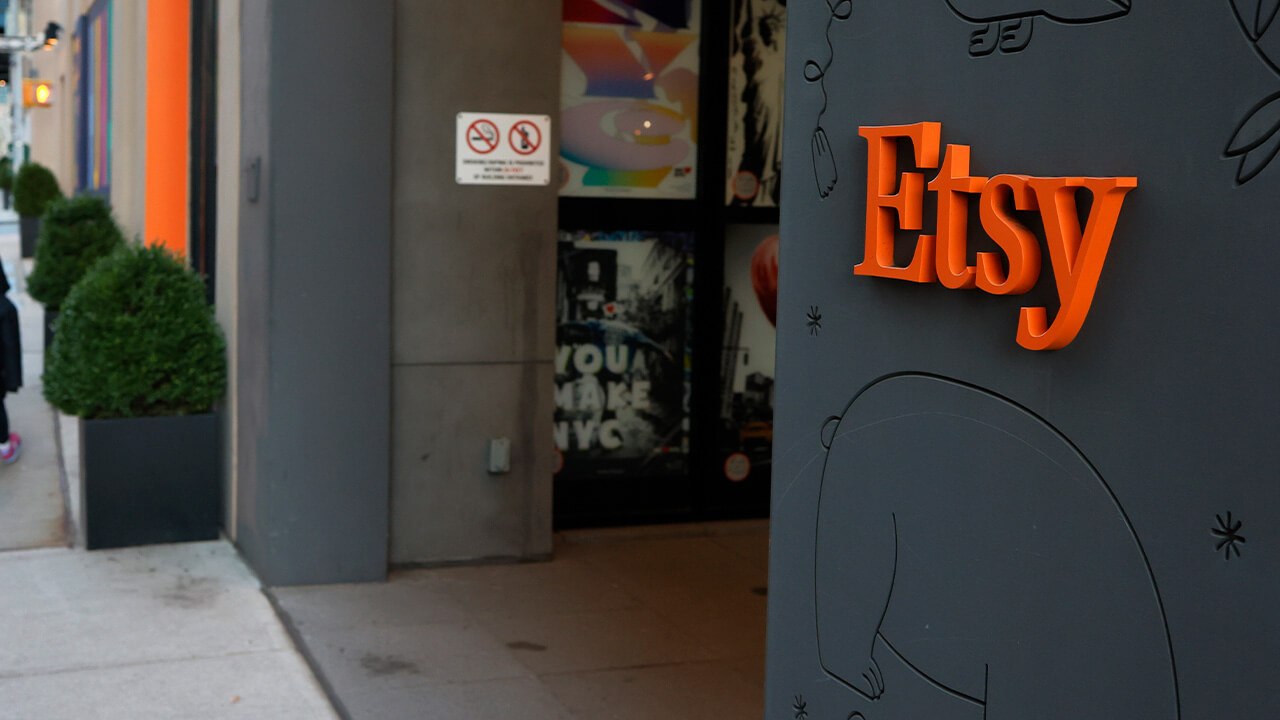 Etsy CEO uses sailing metaphor to rally workers after laying off 225