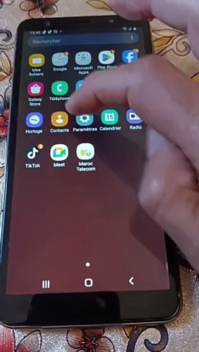 2طريقة منع التجسس علينا من خلال كاميرة ومكرفون هاتفنا