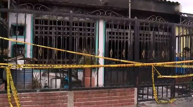 Familiares y amigos rinden homenaje a víctimas de incendio en una vivienda de Neiva