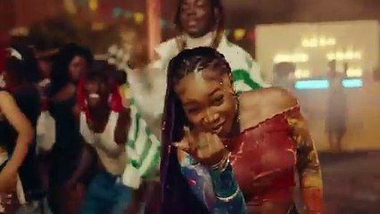 Guchi-Ft-Bayanni-Feeling-Good-Video
