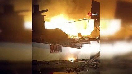 Karabük'te iki ev alevlere teslim oldu: 1 yaralı