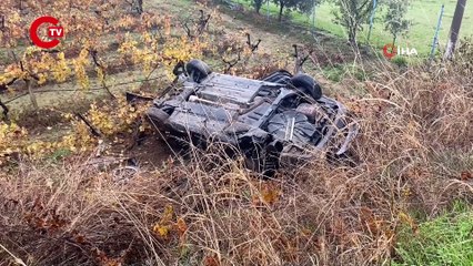 Kontrolden çıkan otomobil üzüm bağına uçtu: 2 yaralı
