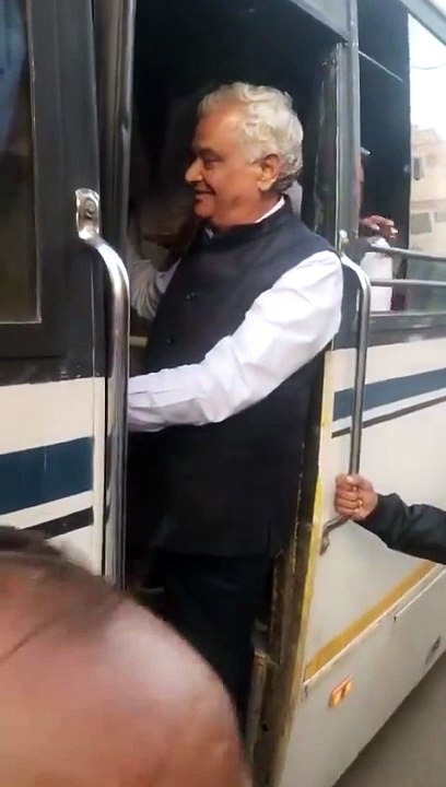 Viral Video: सोशल मीडिया पर किरोड़ी लाल मीणा का...