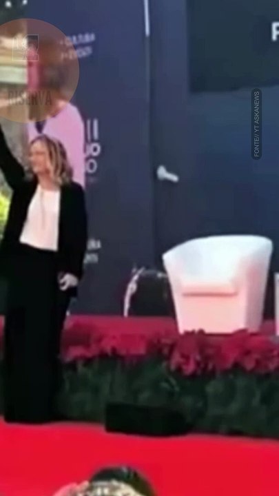 Atreju, alla festa di FDI Meloni accolta con applausi