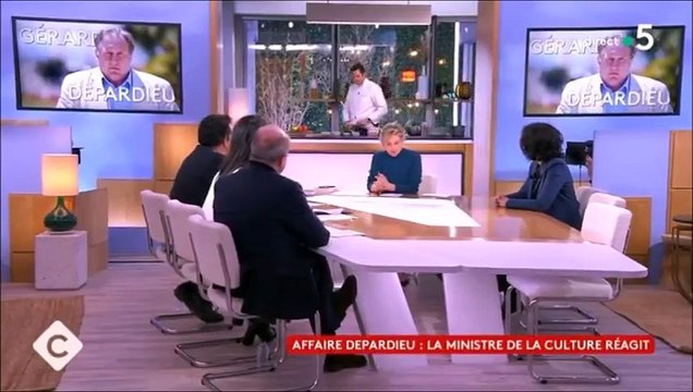 Gérard Depardieu fait savoir ce samedi qu’il met sa Légion d’honneur à la disposition de la ministre de la Culture , après les propos de Rima Abdul Malak hier dans C à vous sur France 5