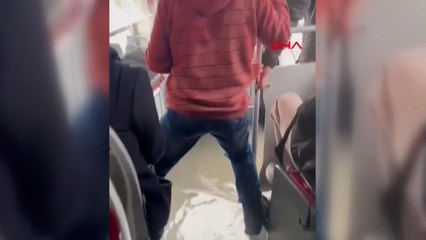 Yol göle döndü, otobüsün içi bile su ile doldu