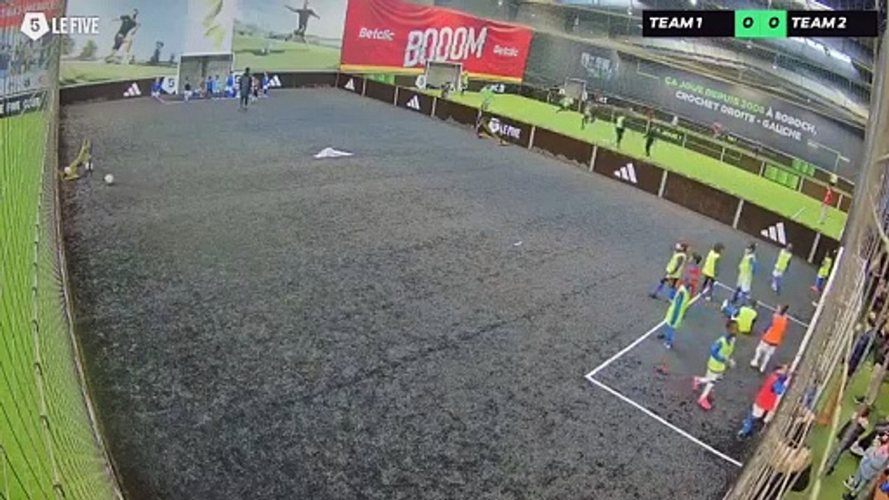 ZFC Bobigny  2 16/12 à 12:09 - Football Fernandez (LeFive Bobigny)