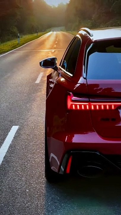 AUDI RS6 