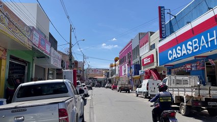 Consumidores e empresários avaliam aquecimento do comércio com as festividades natalinas em Cajazeiras