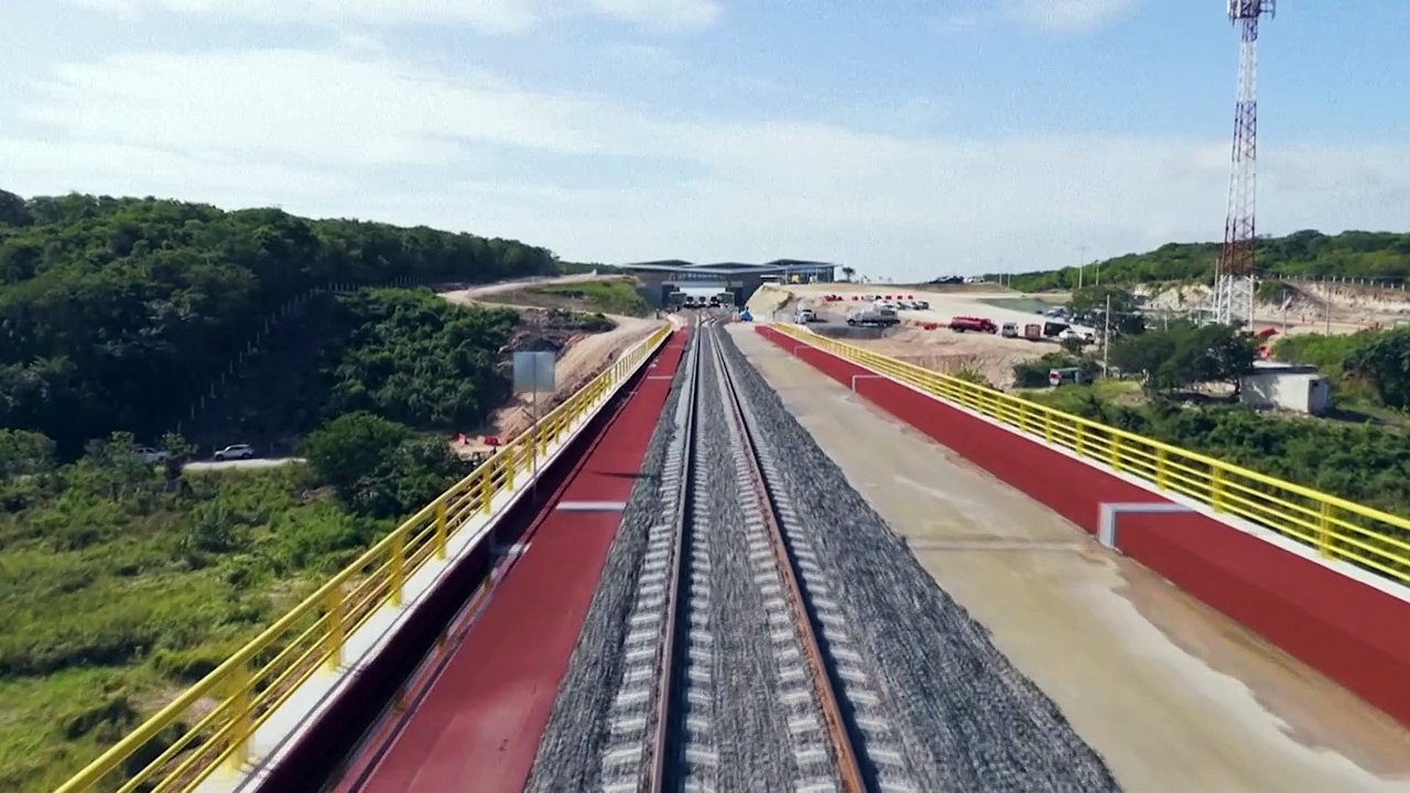 Trotz Umweltbedenken: Maya-Zug in Mexiko gestartet