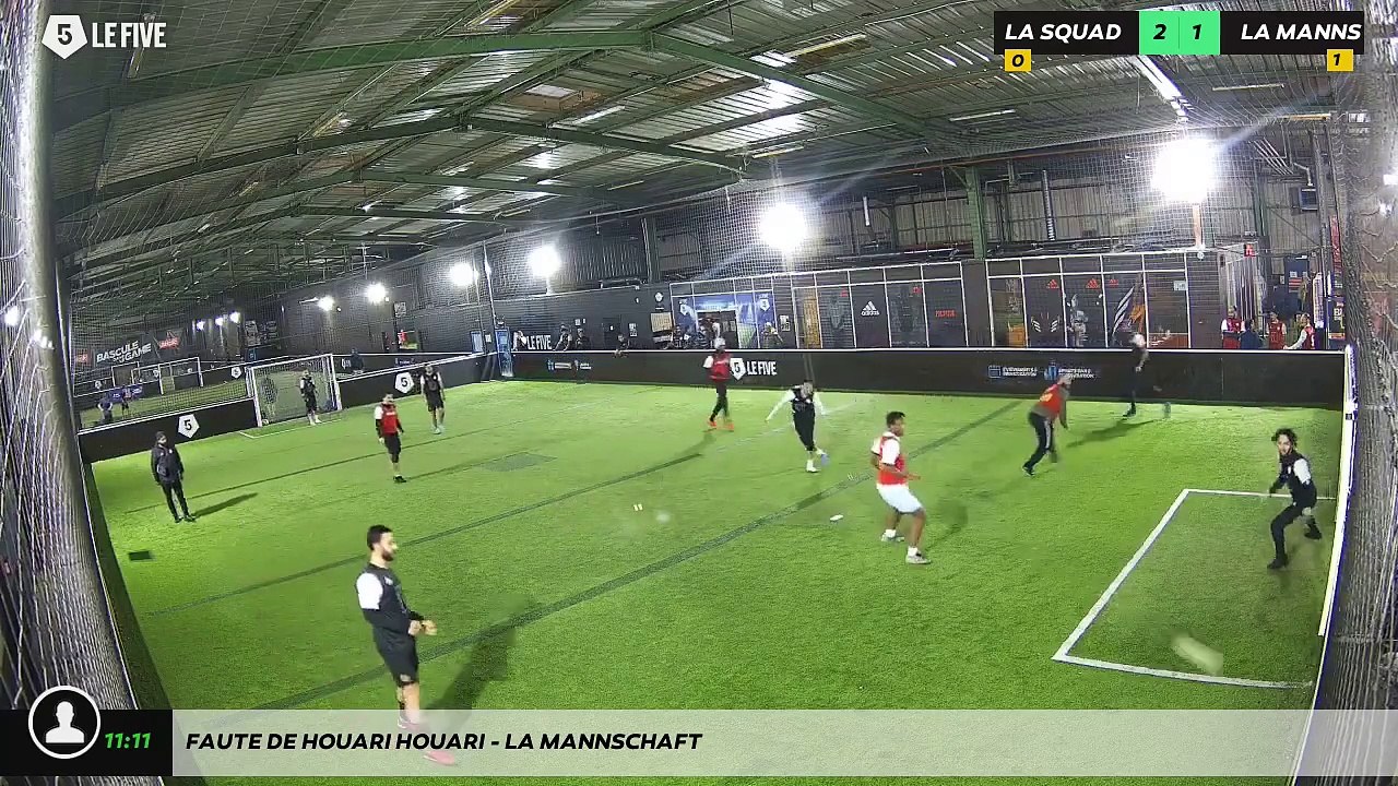 Faute de Houari Houari - LA MANNSCHAFT