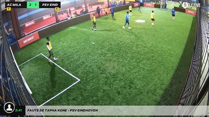 Faute de Tapha Kone - PSV EINDHOVEN