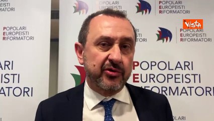 Rosato a Napoli presenta "Per": Lavoriamo per costruzione di un grande partito