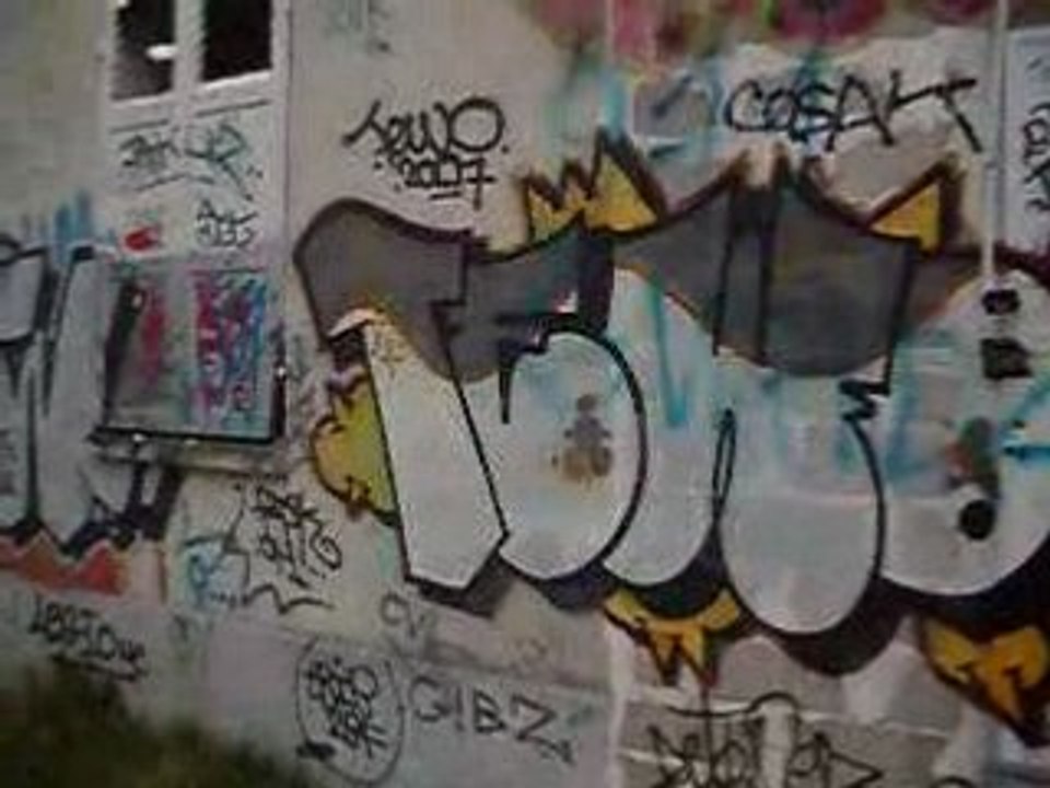 graffiti clinique terrain graff