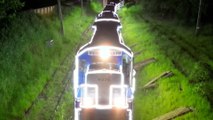 Locomotiva iluminada chega a Campinas