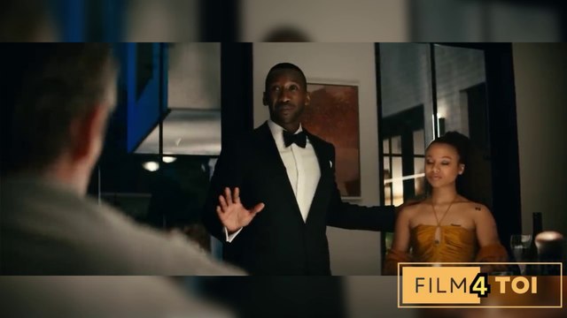 Toutes les voitures Tesla piratées et dirigées vers un crash après une attaque contre les États-Unis.