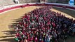 Plus de 600 lutins du Père Noël rassemblés à Aire-sur-l'Adour