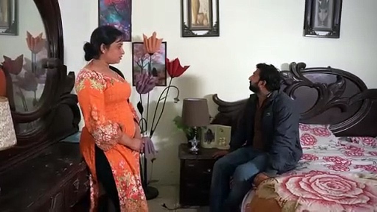 میں ایک گھنٹے کے 5000 لیتی ہوں، پورا مزہ دیتی ہوں۔ امیر عورت دھندہ کرنے لگی